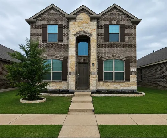 $2,800 | 2340 Evening Stone Drive, Aubrey, TX 76227
