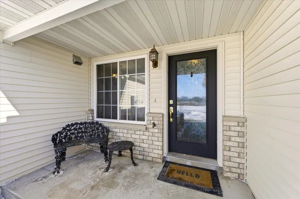 $210,000 | 943 Serenity Circle, Norwood Young America, MN 55397