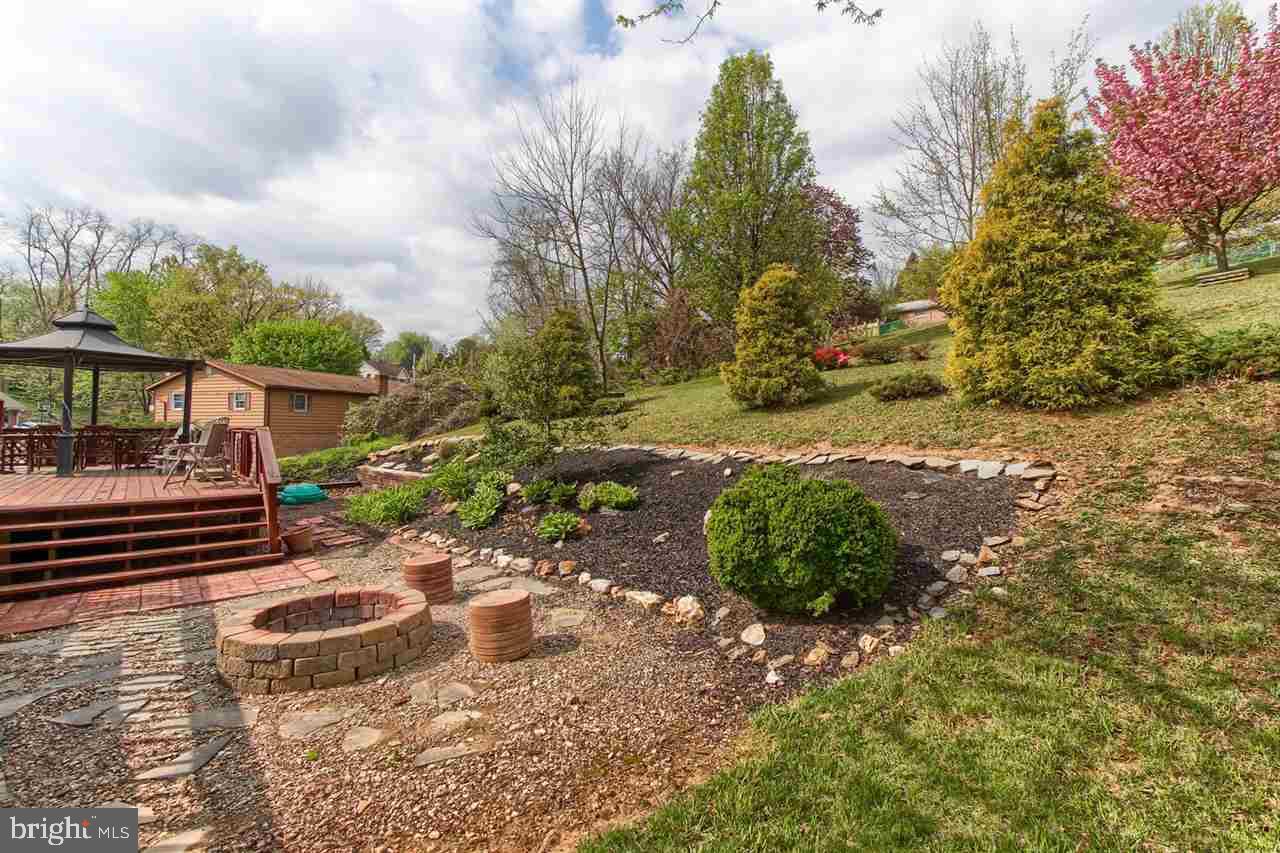 1311 Toann Road York, PA 17403 - Photo 25 of 27 Gallery Image 25