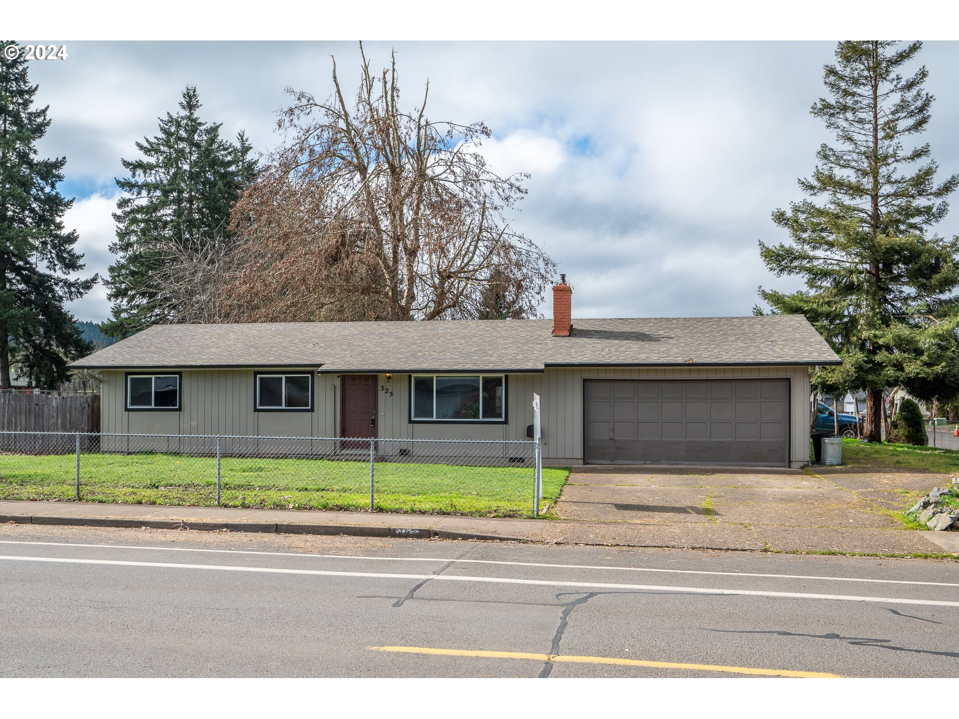325 South R Street Cottage Grove, OR 97424 - Photo 30 of 31 Gallery Image 30