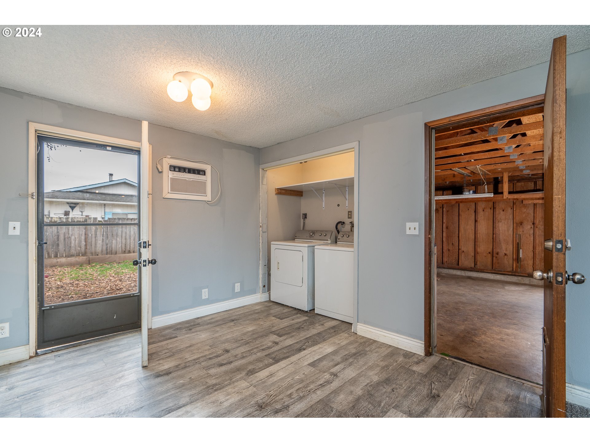 325 South R Street Cottage Grove, OR 97424 - Photo 7 of 31 Gallery Image 7