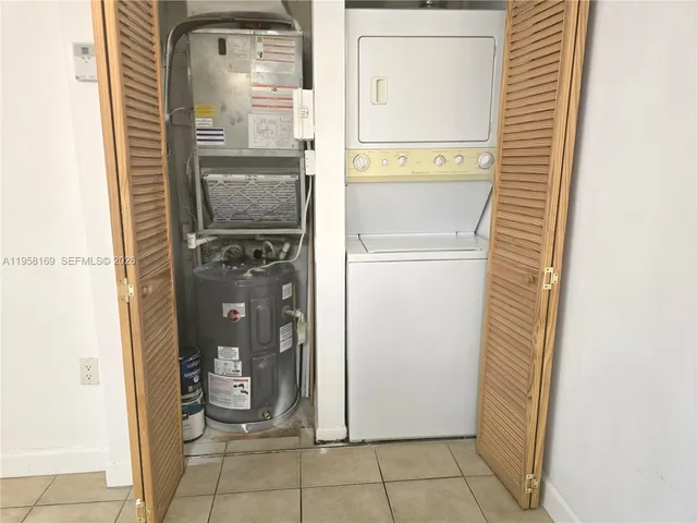 $2,400 | 7195 Northwest 179th Street, Unit 201, Hialeah, FL 33015