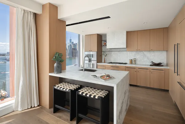 $5,625,000 | 50 Bridge Park Drive, Unit 24A | Brooklyn Heights