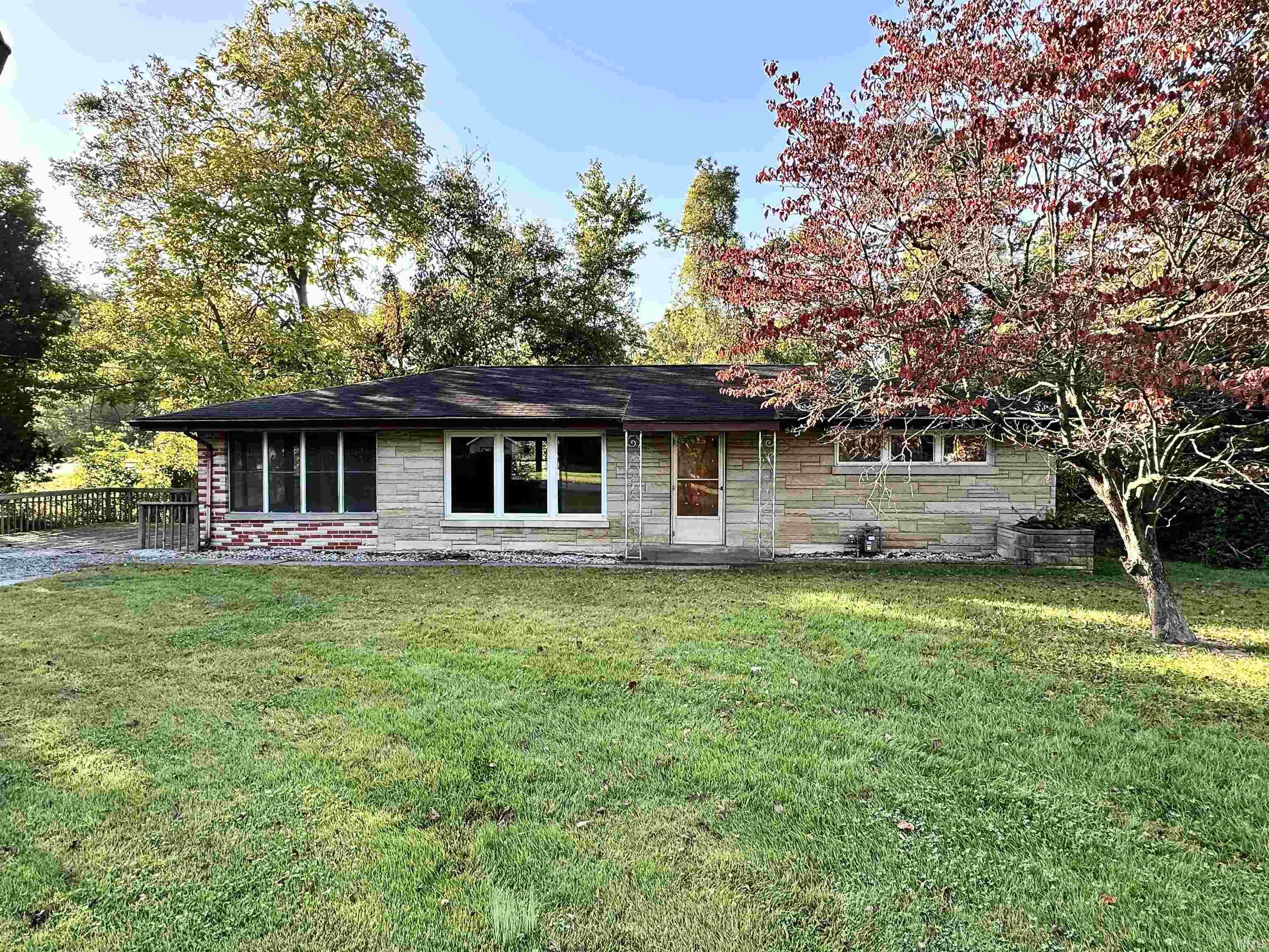 8201 Spry Road Evansville, IN 47715 - Photo 1 of 12 Gallery Image 1