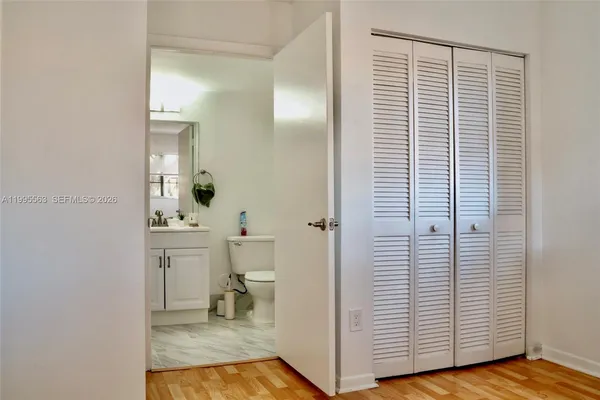 $2,100 | 430 Southeast 7th Street, Unit 201E, Dania Beach, FL 33004