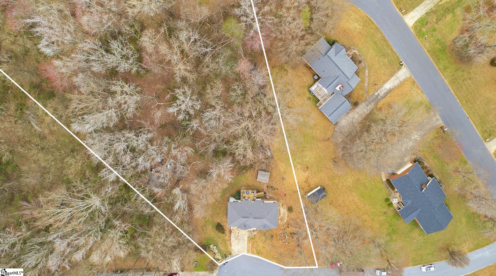 308 Fireside Court Boiling Springs, SC 29316 - Photo 3 of 21