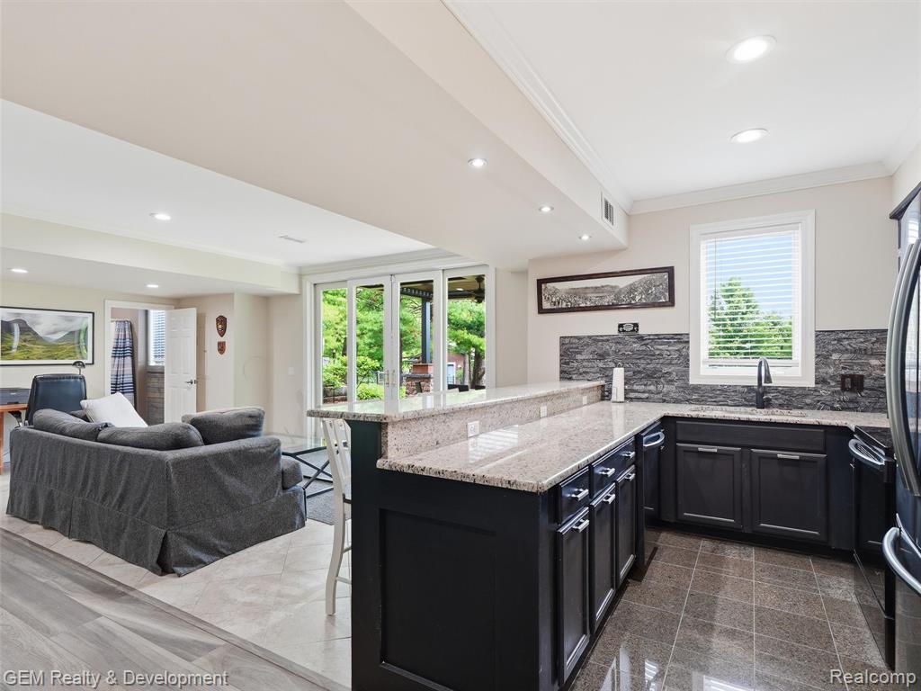 45625 West 9 Mile Road Novi, MI 48374 - Photo 54 of 99