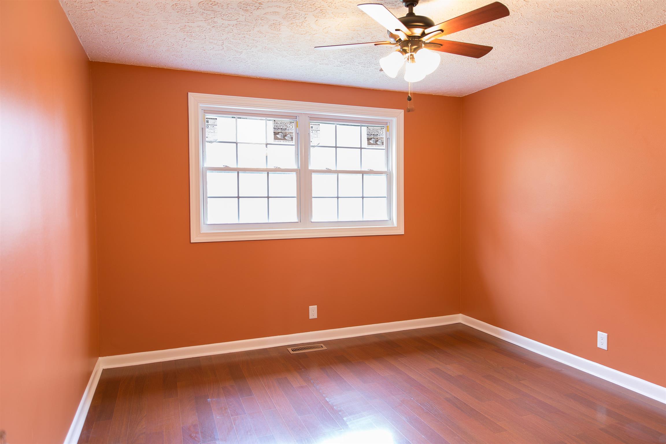 512 Benzing Road Antioch, TN 37013 - Photo 6 of 13 514 Bedroom 1