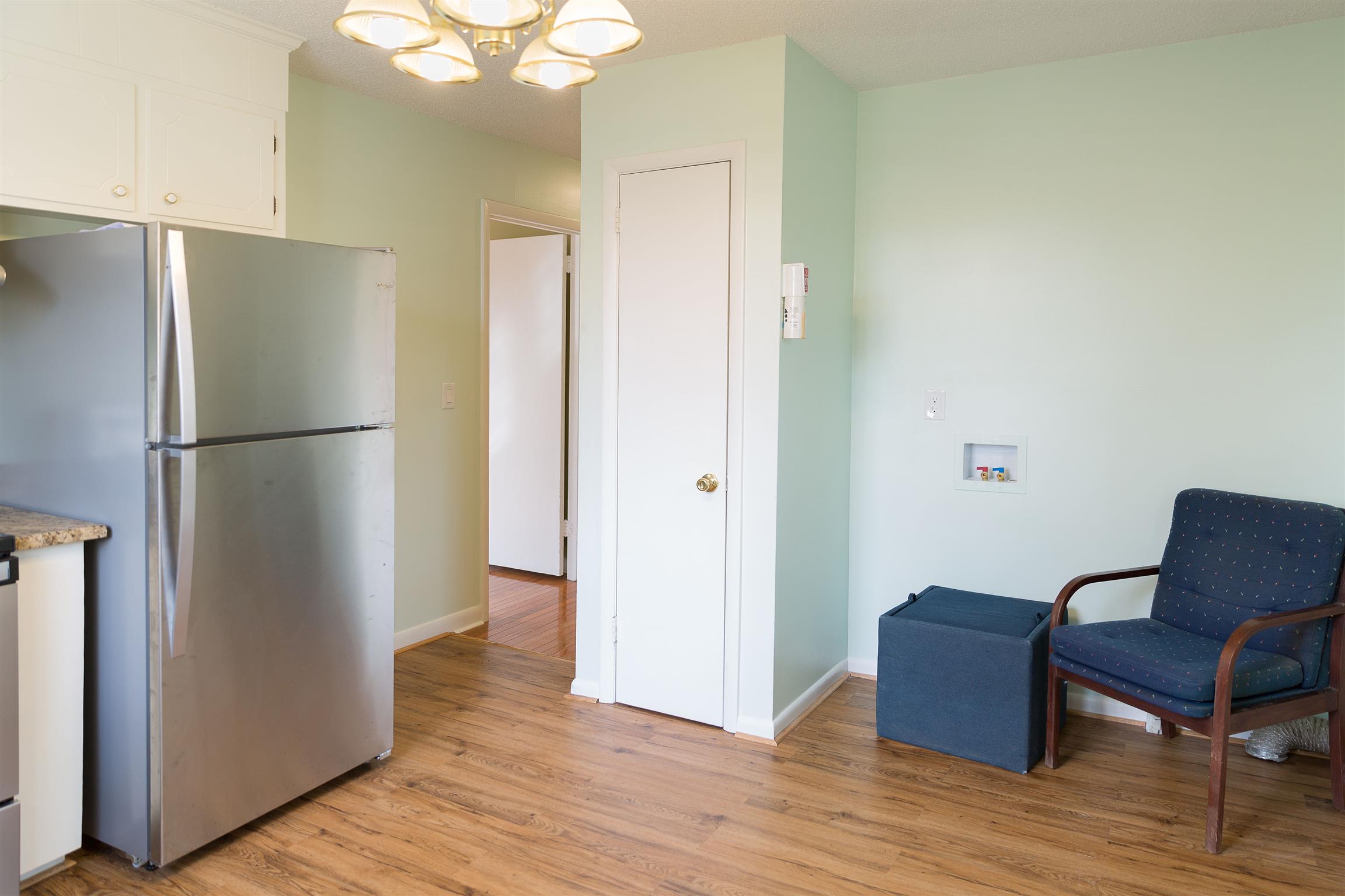 512 Benzing Road Antioch, TN 37013 - Photo 8 of 13 512 Kitchen