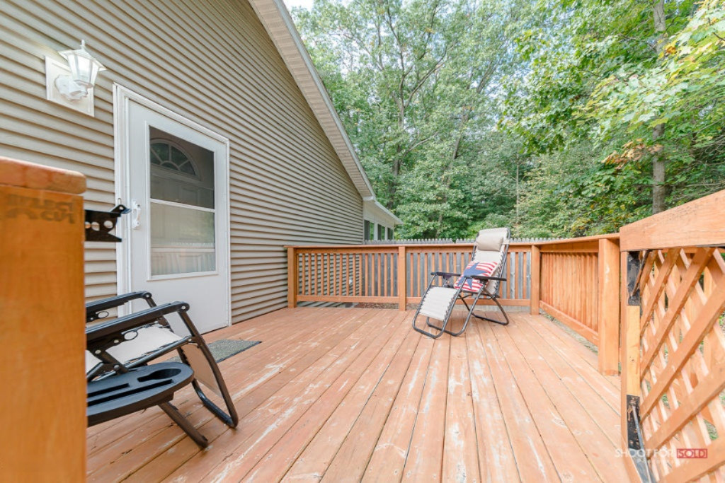 261 South Dangl Road Muskegon, MI 49442 - Photo 3 of 27 261S.Dangl03Lores