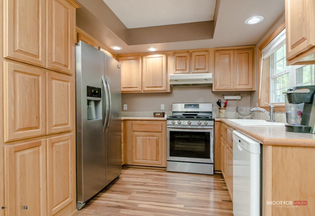 261 South Dangl Road Muskegon, MI 49442 - Photo 8 of 27 261S.Dangl10Lores