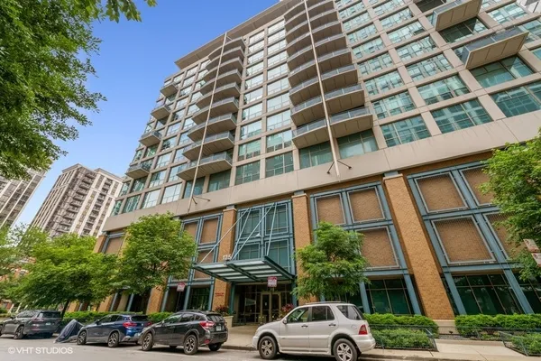 $3,350 | 125 East 13th Street, Unit 1303, Chicago, IL 60605