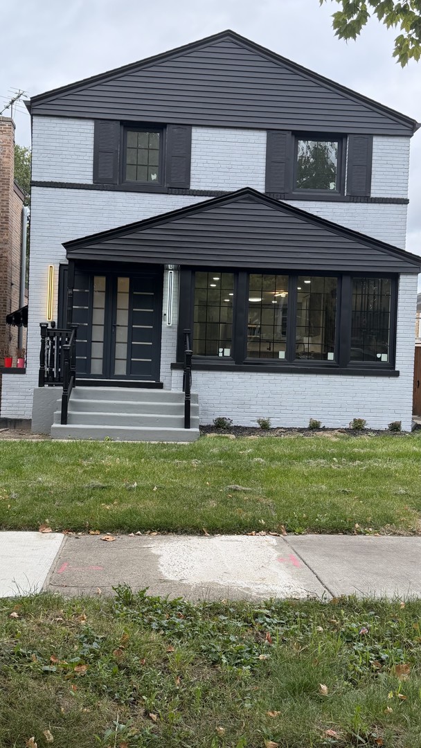 3024 West Fargo Avenue Chicago, IL 60645 - Photo 2 of 39