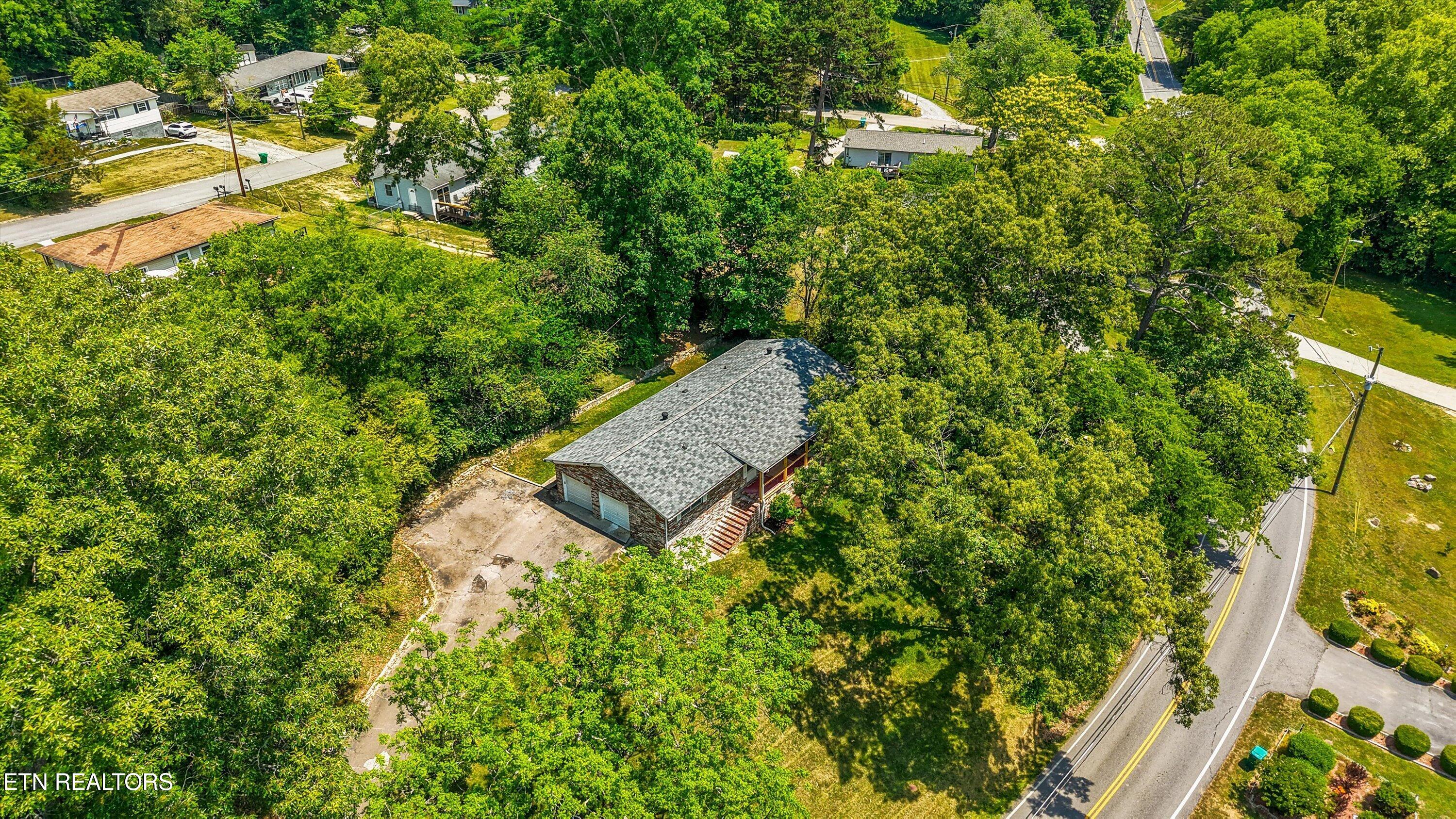6315 Babelay Road Knoxville, TN 37924 - Photo 30 of 33 6315 Babelay Rd