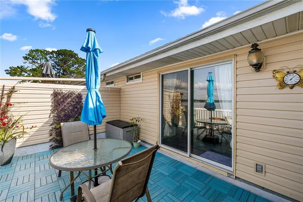 $275,100 | 11001 Southeast Sunset Harbor Road, Unit B14, Summerfield, FL 34491