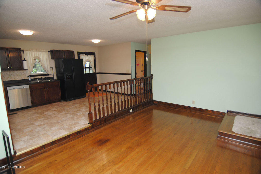 3970 Ivanhoe Road Ivanhoe, NC 28447 - Photo 5 of 33 DSC_0867