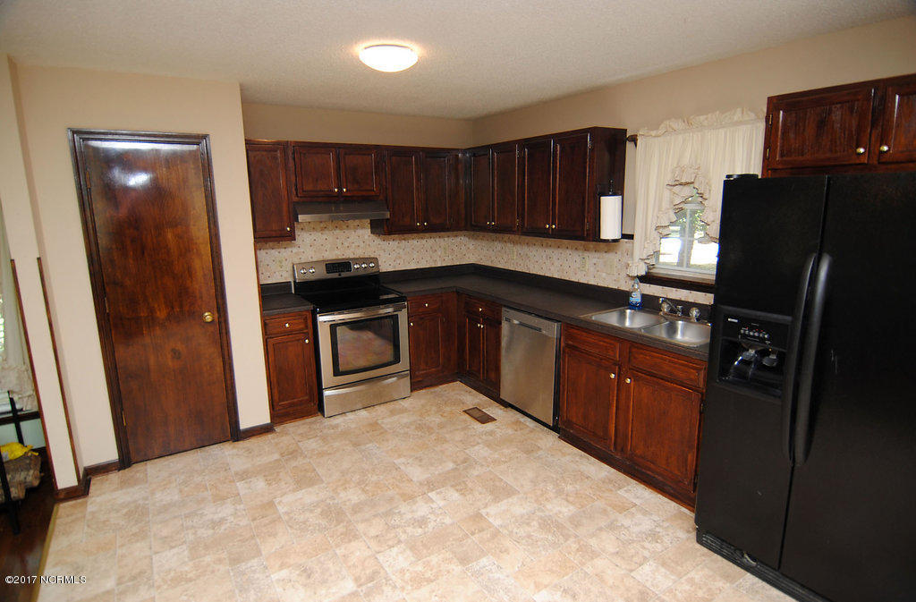 3970 Ivanhoe Road Ivanhoe, NC 28447 - Photo 7 of 33 DSC_0873