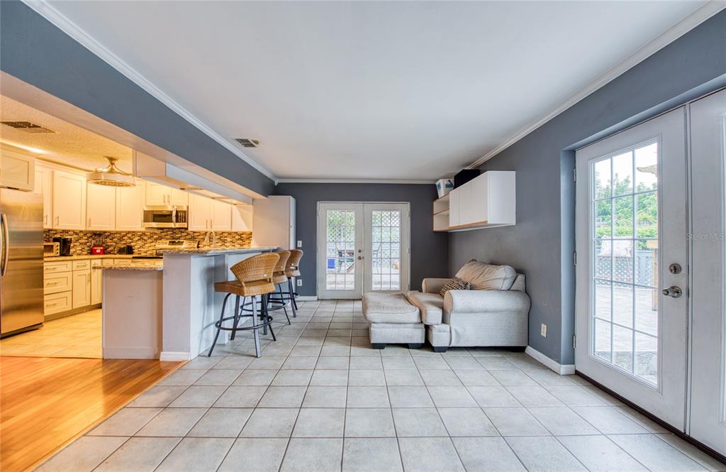 1007 Vineyard Court Dunedin, FL 34698 - Photo 20 of 51