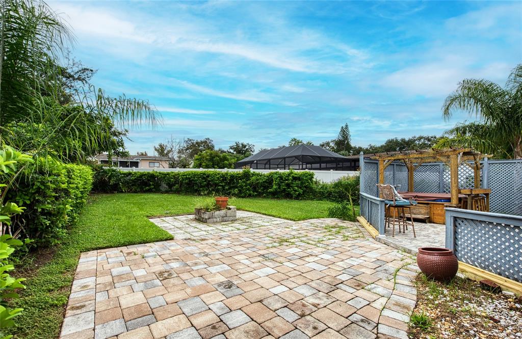 1007 Vineyard Court Dunedin, FL 34698 - Photo 42 of 51