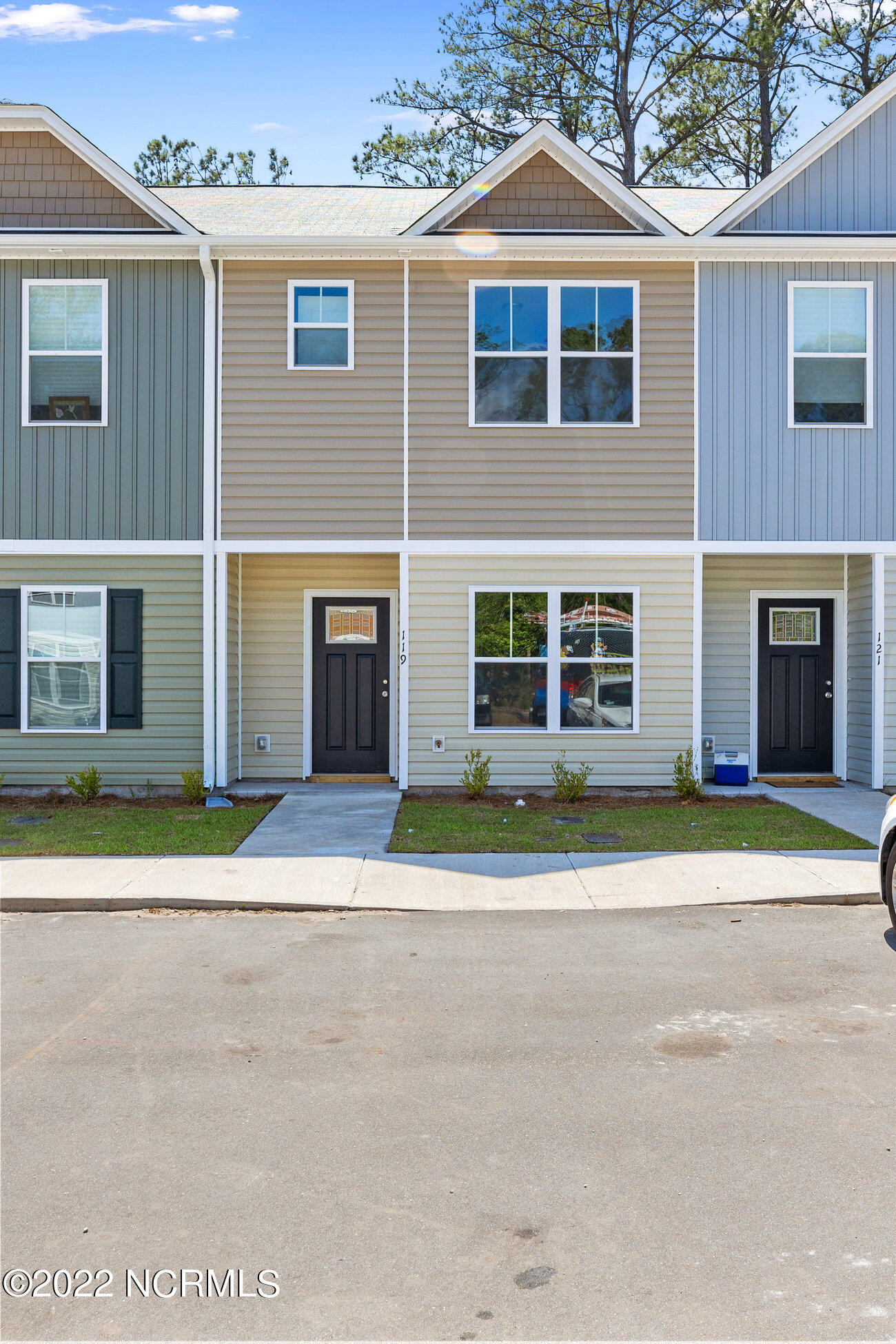 133 Buckhorn Avenue Holly Ridge, NC 28445 - Photo 1 of 19 002_119_buckhorn-2