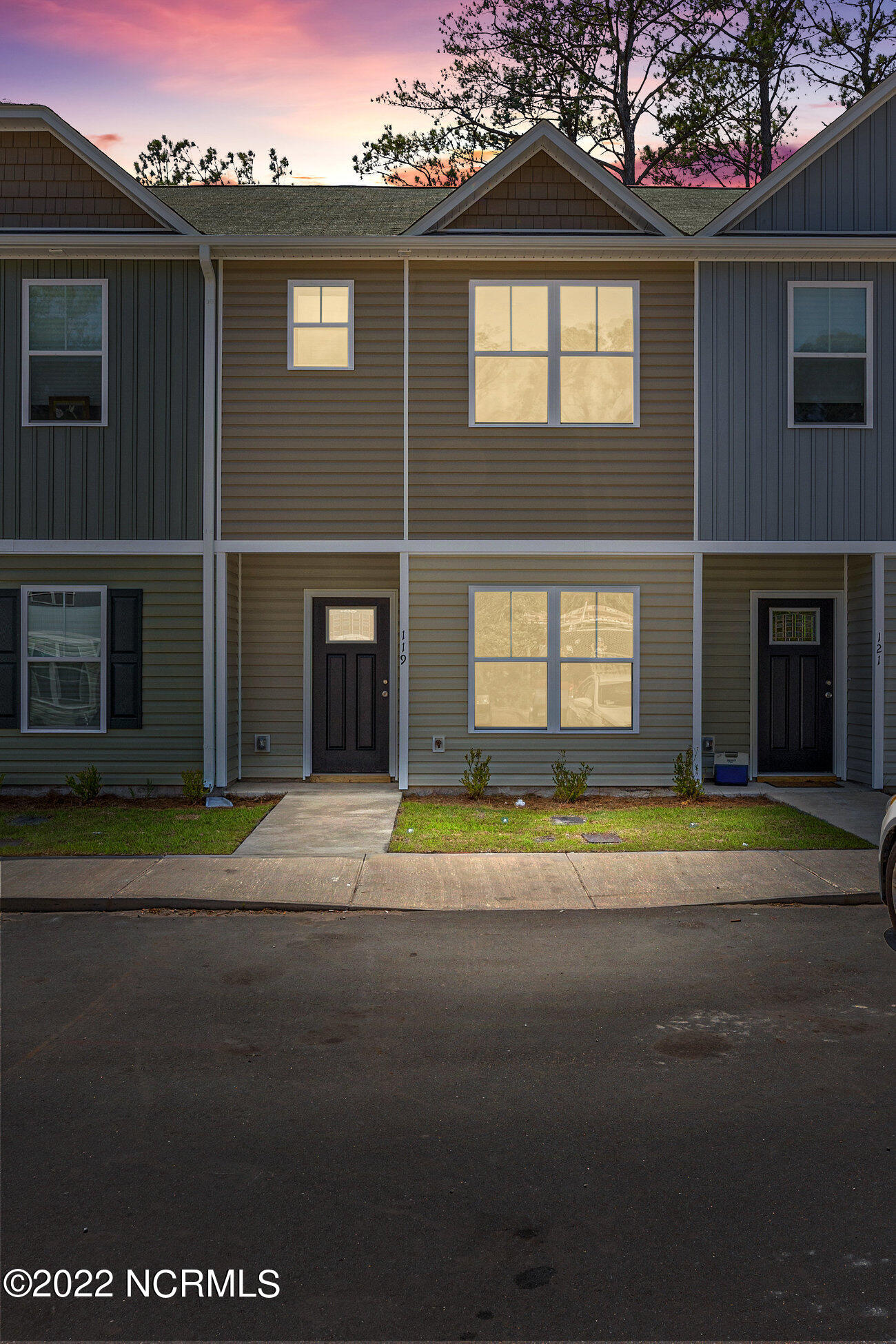 133 Buckhorn Avenue Holly Ridge, NC 28445 - Photo 2 of 19 001_119_buckhorn-1