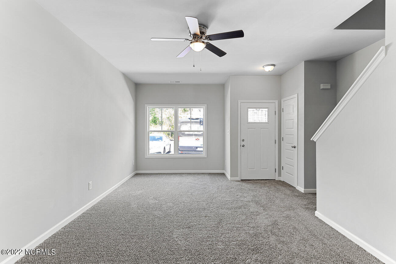 133 Buckhorn Avenue Holly Ridge, NC 28445 - Photo 4 of 19 004_119_buckhorn-4