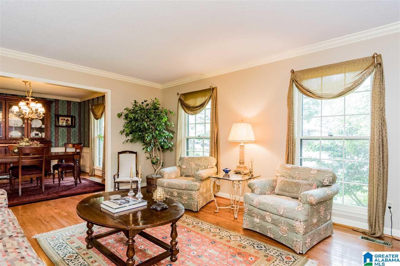 3572 Brookfield Road Birmingham, AL 35226 - Photo 4 of 37