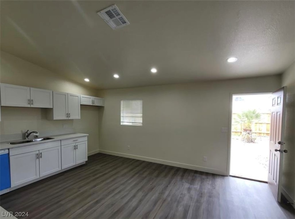 4864 San Rafael Avenue Las Vegas, NV 89120 - Photo 7 of 37