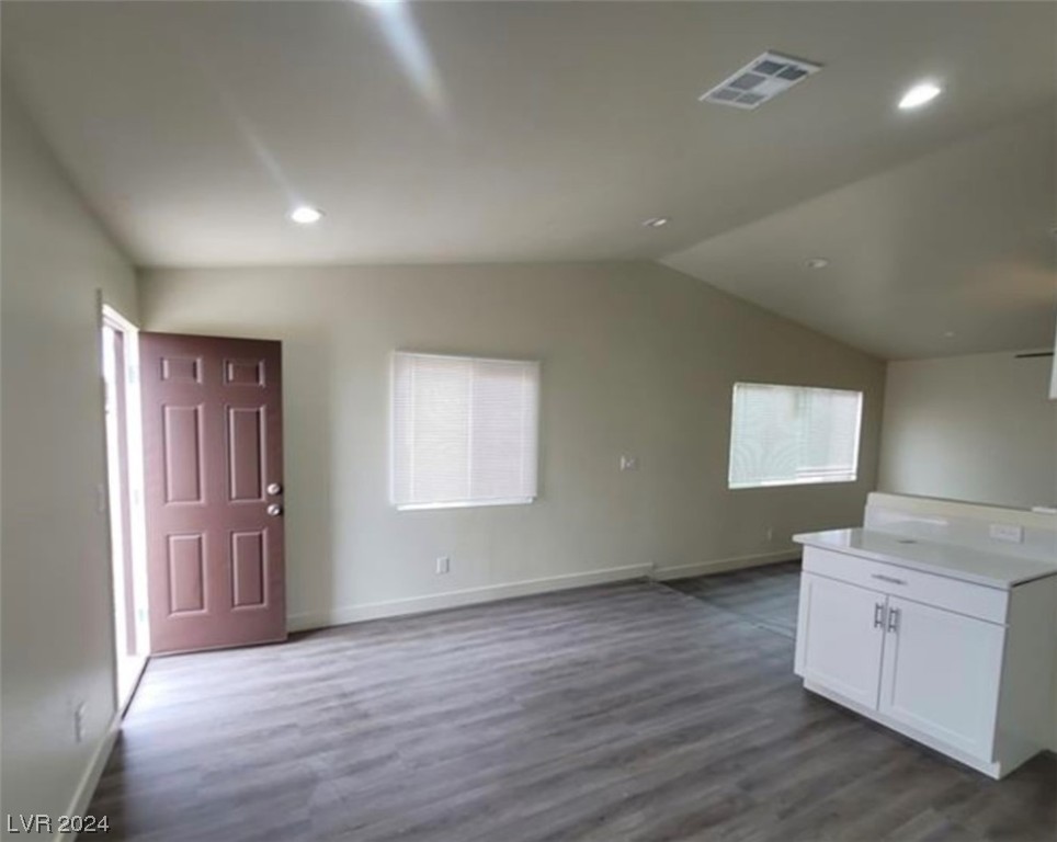 4864 San Rafael Avenue Las Vegas, NV 89120 - Photo 10 of 37