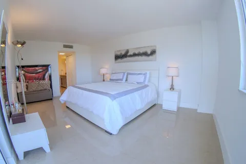 $365,000 | 20100 West Country Club Drive, Unit 504, Aventura, FL 33180