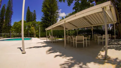 $365,000 | 20100 West Country Club Drive, Unit 504, Aventura, FL 33180