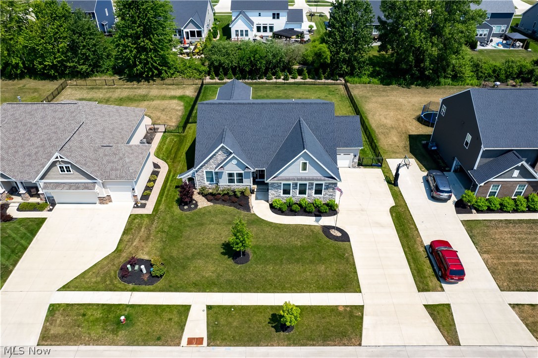 36698 Amalfi Road North Ridgeville, OH 44039 - Photo 2 of 42