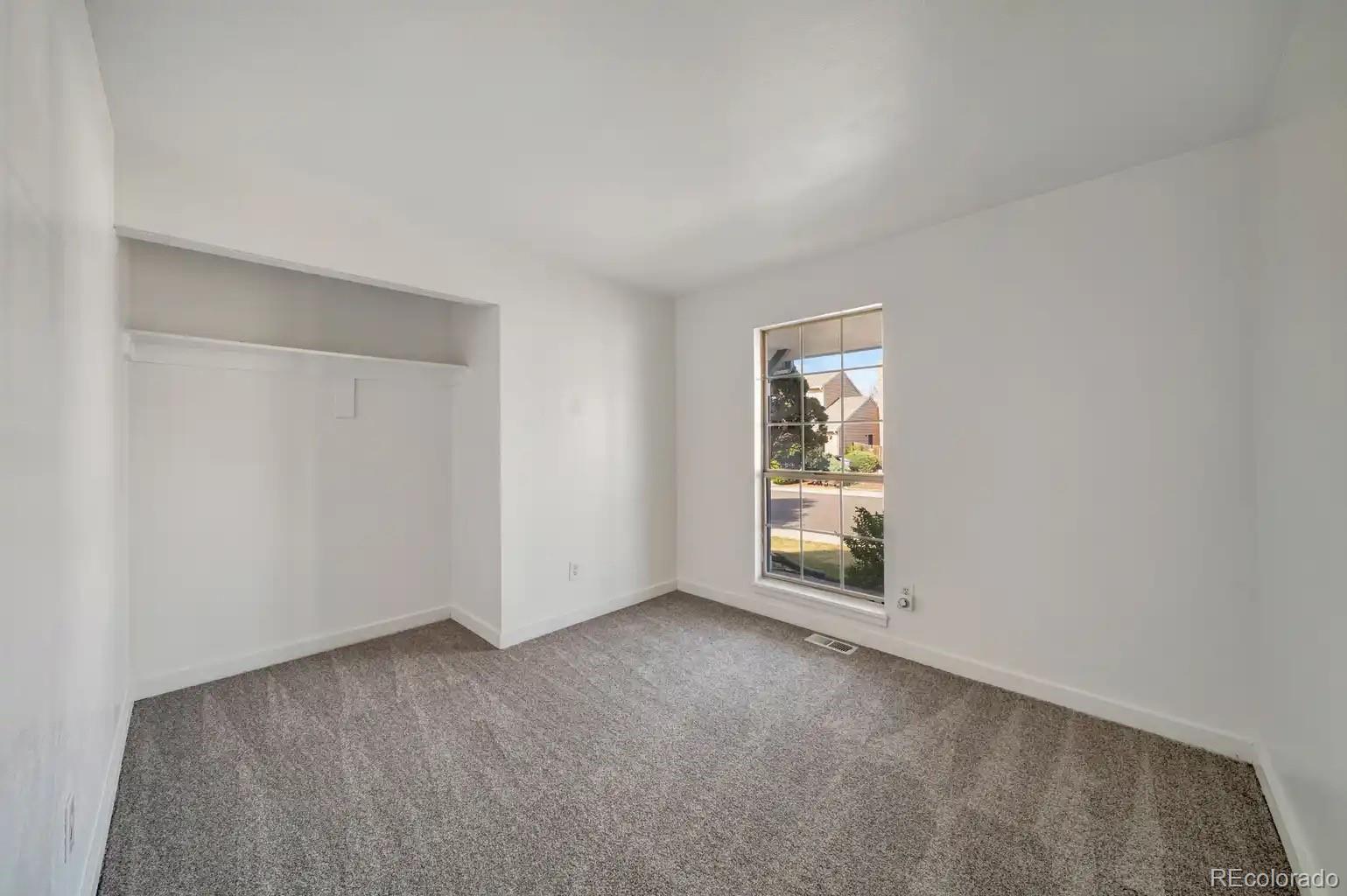 4666 Freeport Way Denver, CO 80239 - Photo 8 of 28