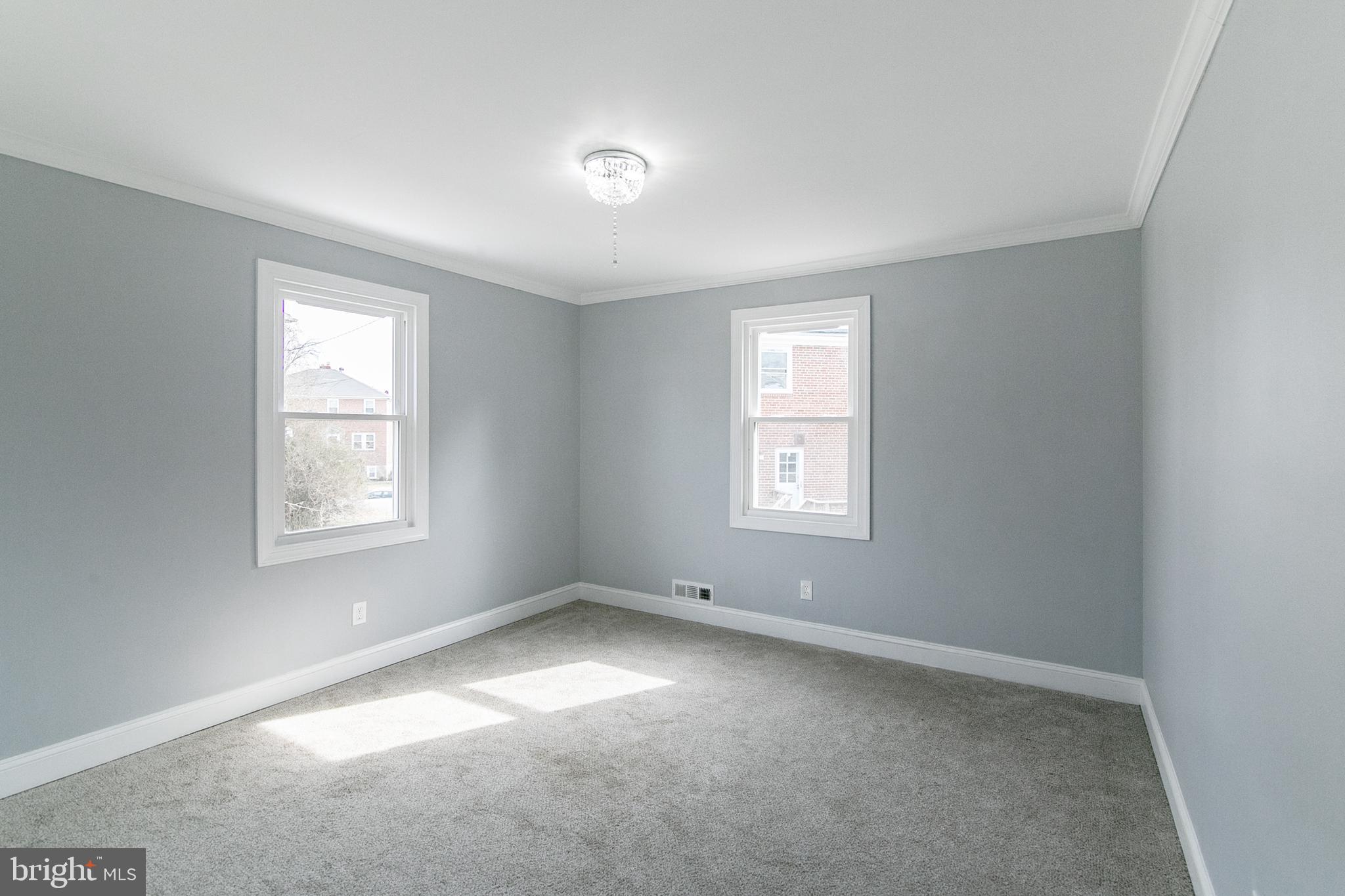 731 Charing Cross Road Baltimore, MD 21229 - Photo 11 of 39