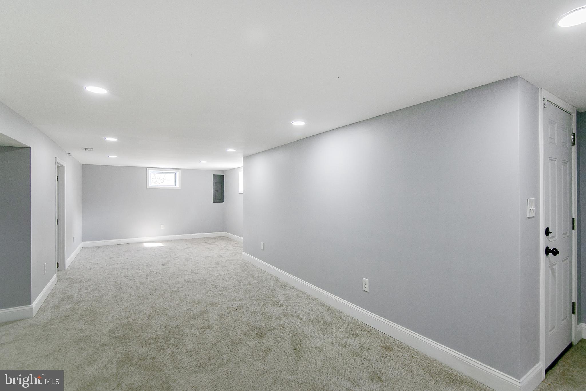 731 Charing Cross Road Baltimore, MD 21229 - Photo 26 of 39