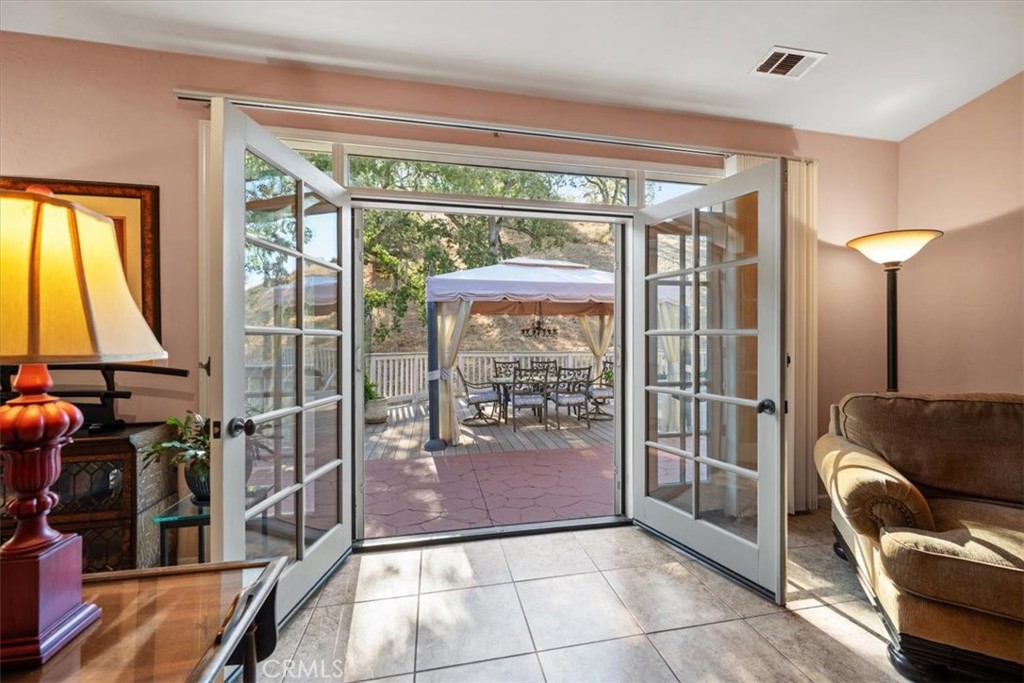 9905 Corriente Road Atascadero, CA 93422 - Photo 33 of 53 Gallery Image 33