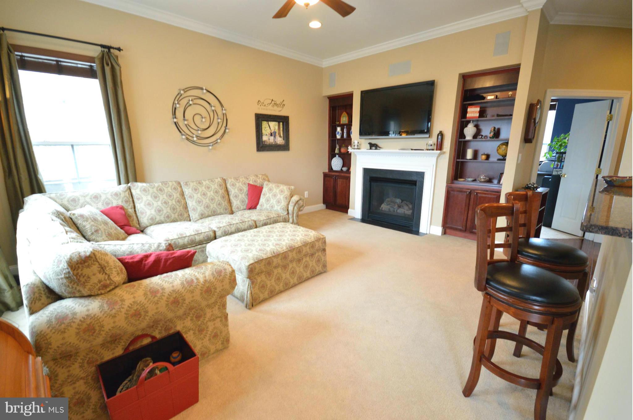 9018 Roaring Spring Loop Bristow, VA 20136 - Photo 13 of 30 Family Room