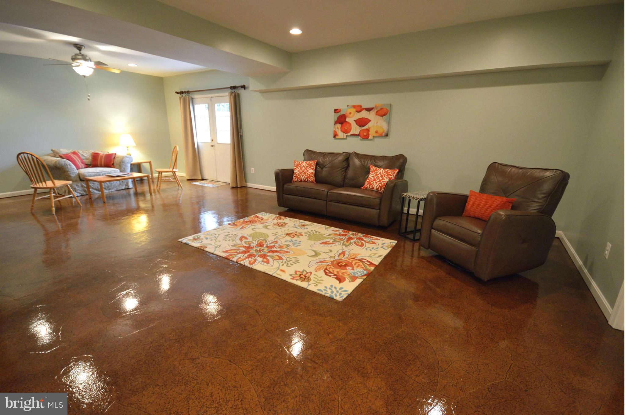 9018 Roaring Spring Loop Bristow, VA 20136 - Photo 25 of 30 Family Room