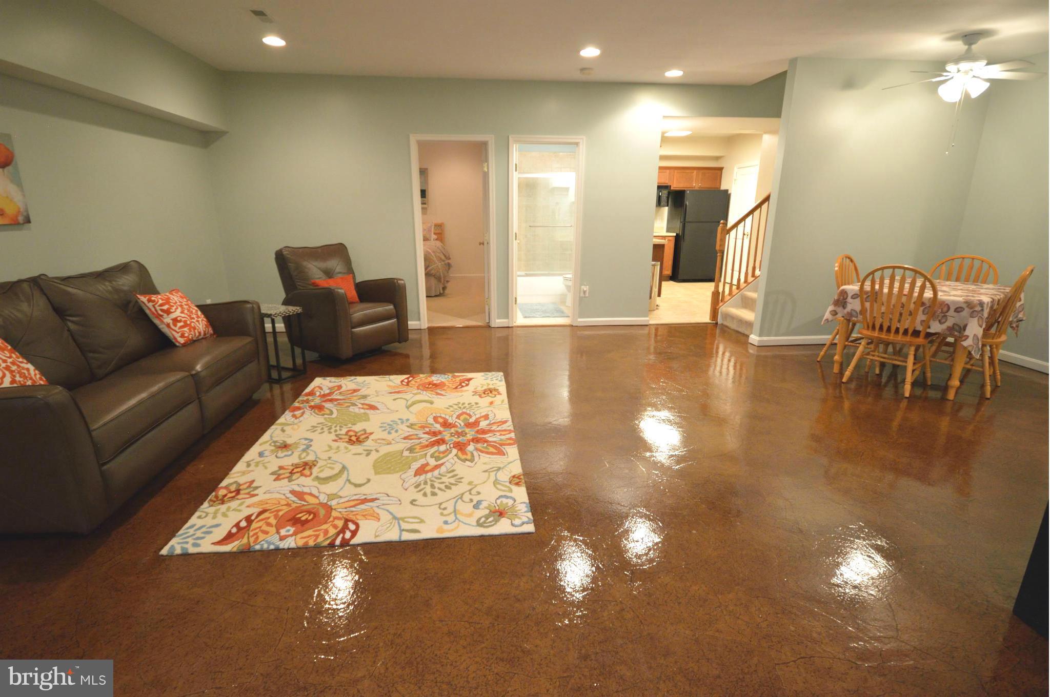 9018 Roaring Spring Loop Bristow, VA 20136 - Photo 26 of 30 Family Room