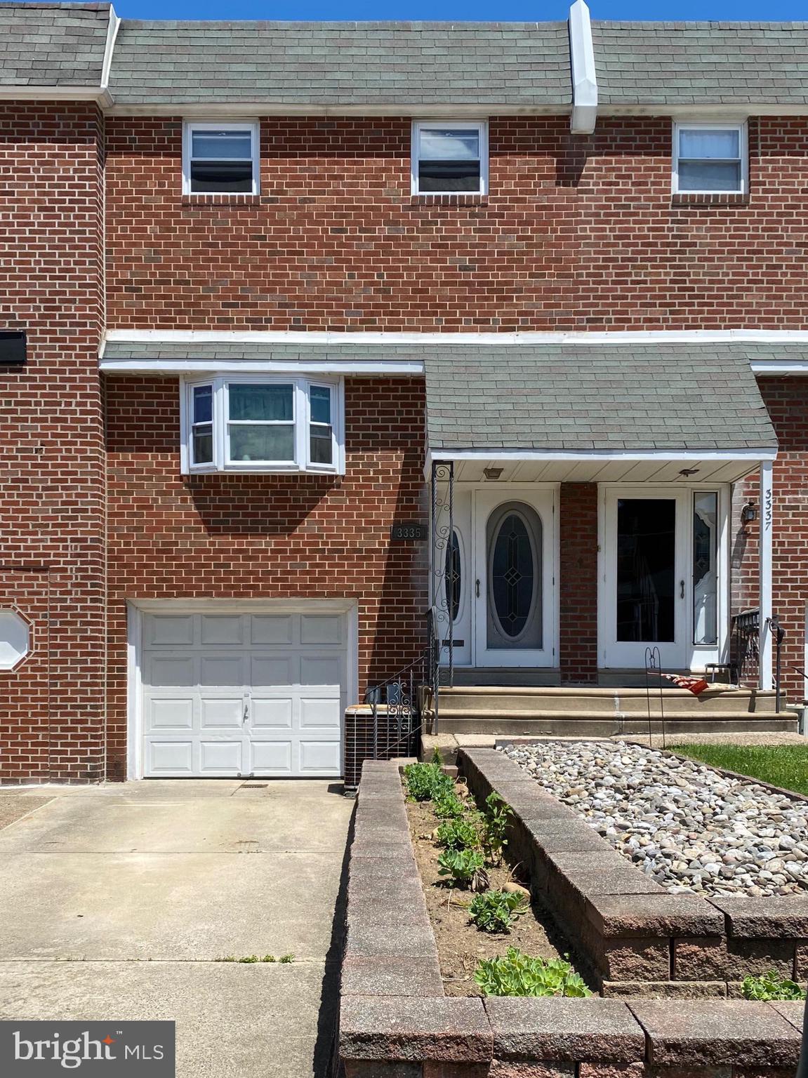 3335 Fairdale Road Philadelphia, PA 19154 - Photo 2 of 35