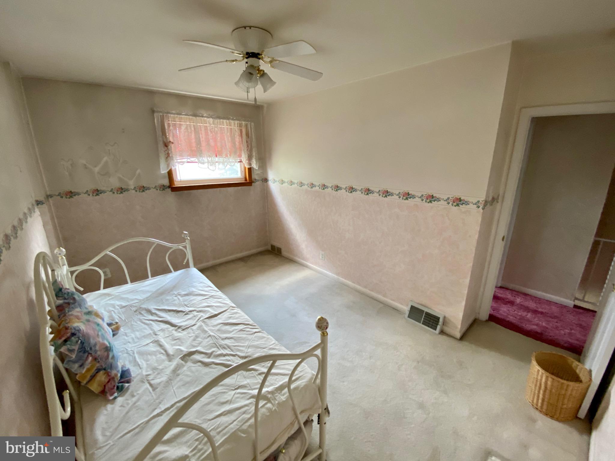 3335 Fairdale Road Philadelphia, PA 19154 - Photo 26 of 35