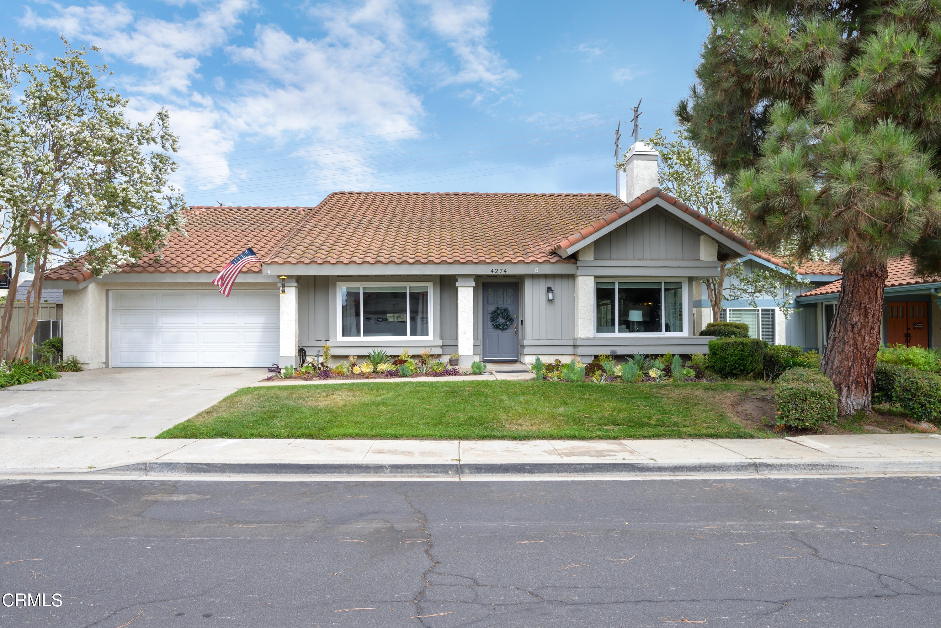 4274 Peach Slope Road Moorpark, CA 93021 - Photo 26 of 27 a front view of a house with a garden
