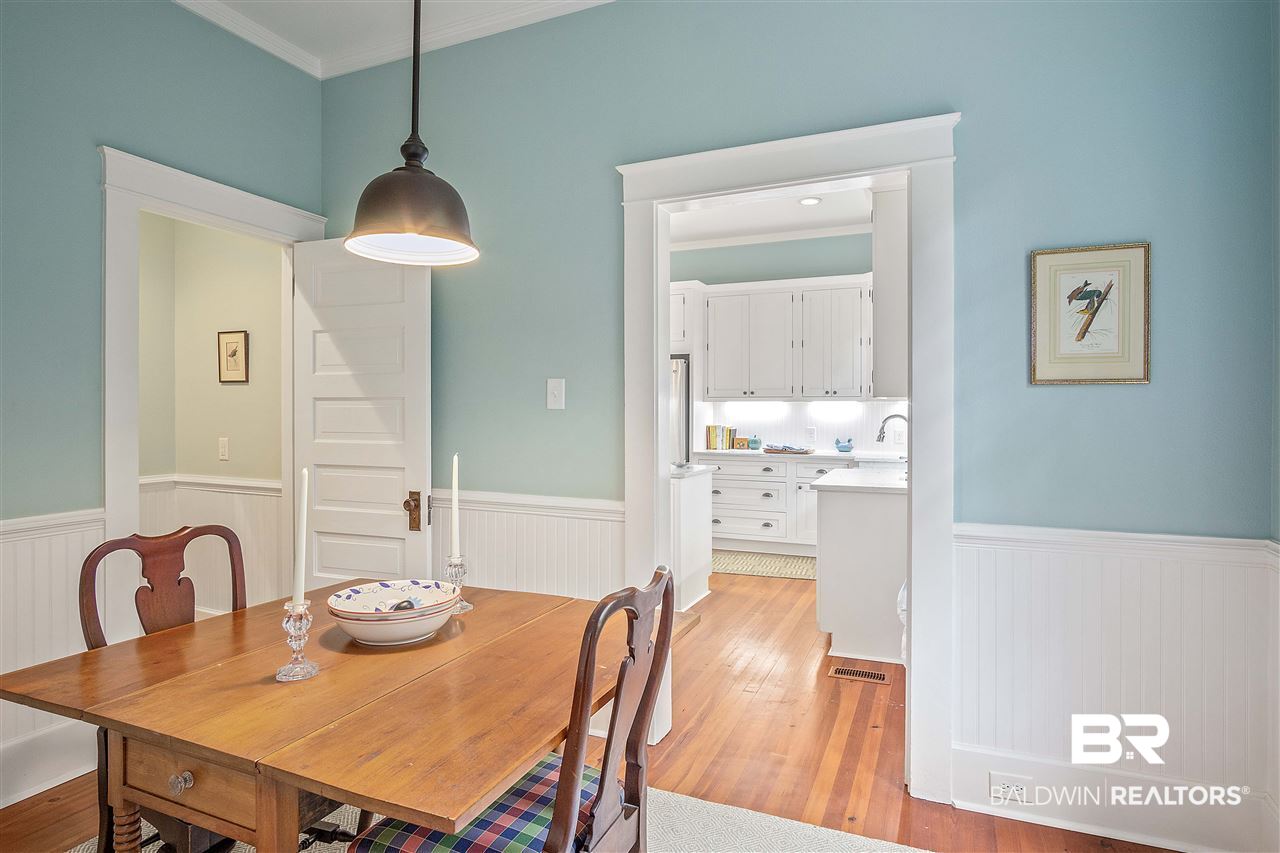 4564 Old Shell Road Mobile, AL 36608 - Photo 9 of 40 Breakfast Room