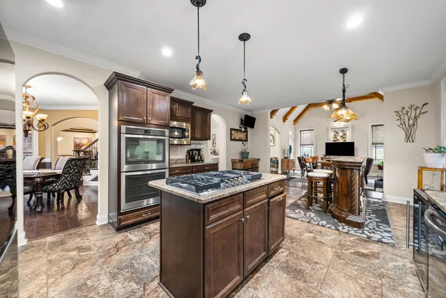 $925,000 | 531 Stonegate Drive, Clarksville, TN 37043