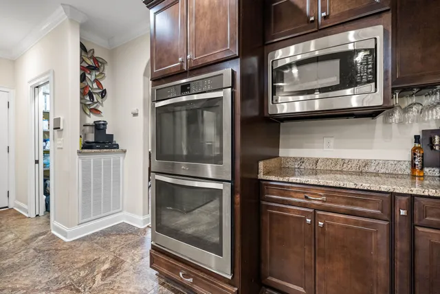 $925,000 | 531 Stonegate Drive, Clarksville, TN 37043