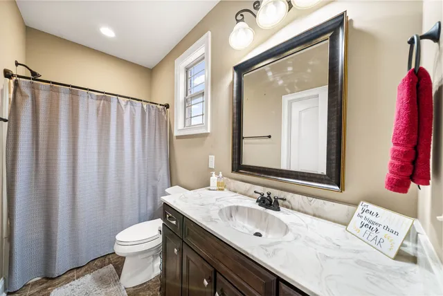 $925,000 | 531 Stonegate Drive, Clarksville, TN 37043