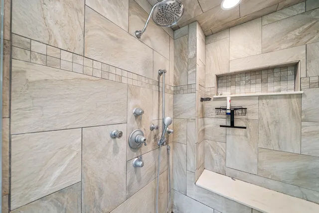 $925,000 | 531 Stonegate Drive, Clarksville, TN 37043