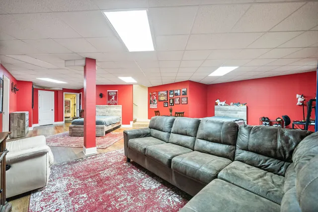 $925,000 | 531 Stonegate Drive, Clarksville, TN 37043