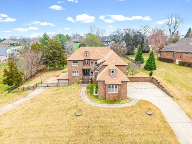 $925,000 | 531 Stonegate Drive, Clarksville, TN 37043