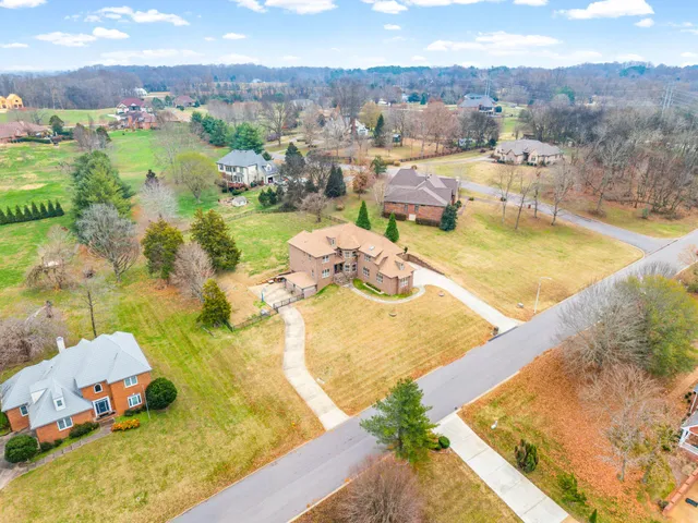 $925,000 | 531 Stonegate Drive, Clarksville, TN 37043